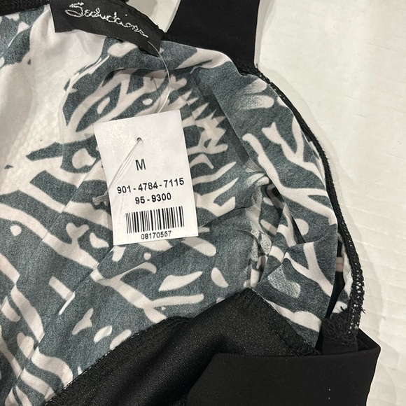 Black and White Halter Mini Dress - Picture 8 of 8